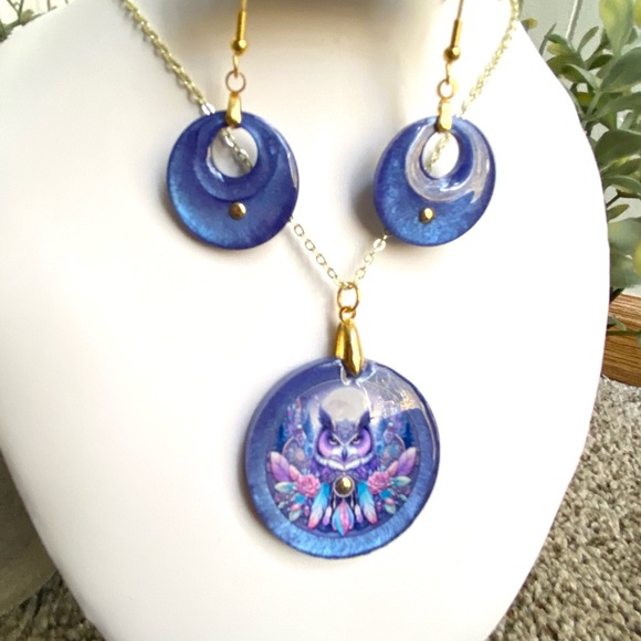 Handmade Resin Purple Owl Jewelry Set – Boho Spirit Animal Jewelry - Picture 3 of 5